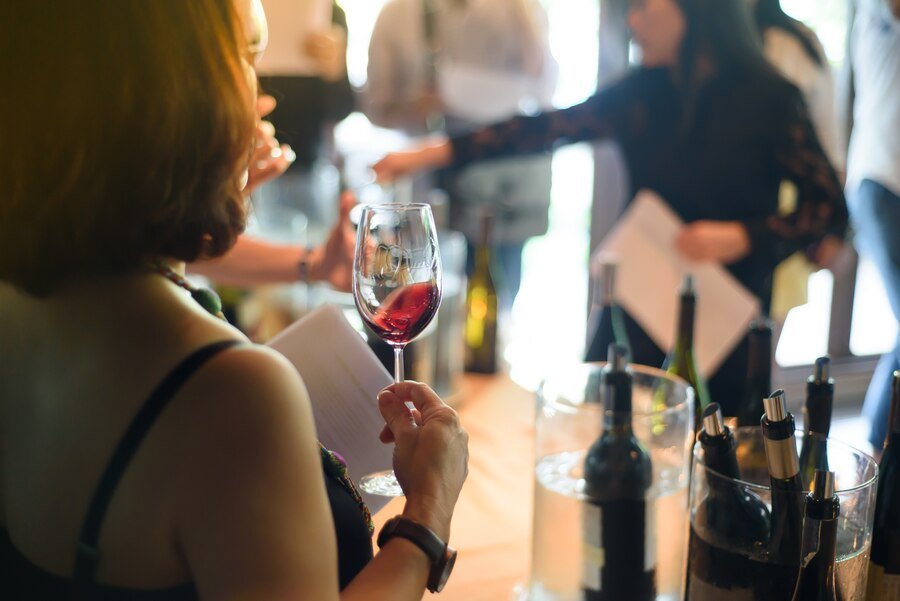 Wine Club Fashion: Dress Codes And Style Guidelines - Cocktailored